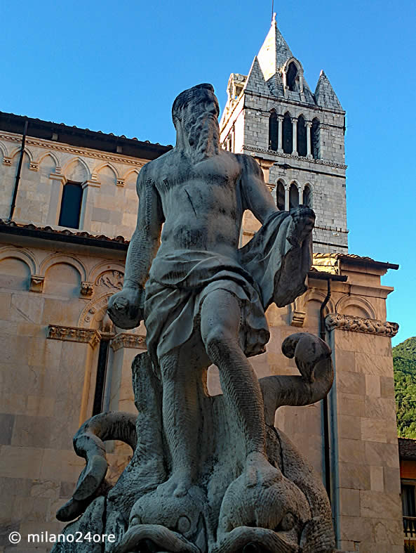 Statue des Giganten